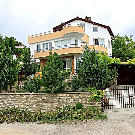 Popov Guest House 발치크 외부 사진