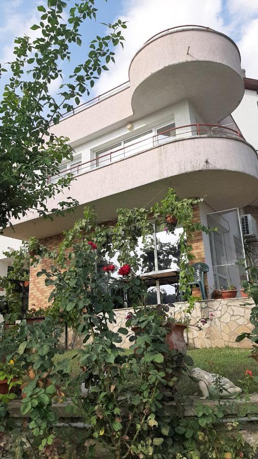 Popov Guest House 발치크 외부 사진